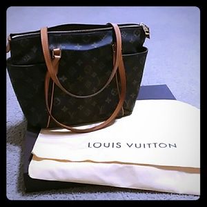Louis Vuitton Purse